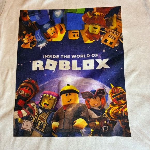 Roblox Inside the World Graphic T Shirt Kids Size 6 White Short Sleeve - Picture 1 of 8